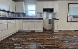 38 4th Street, Louisa, KY 41230