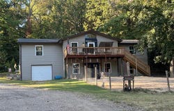2477 State Highway E, Scott City, MO 63780