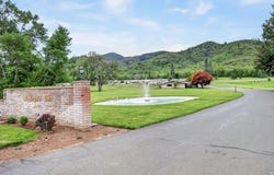 8401 Old Stage Road, Central Point, OR 97502