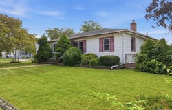 439 9th Street, West Babylon, NY 11704