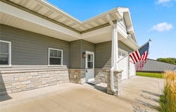 2086 Three Elms Park Road, Independence, IA 50644
