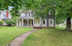 413 E Mansion Street, Marshall, MI 49068