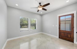 1309 S 5th Avenue, Denison, TX 75021