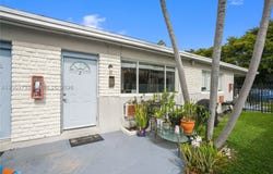 730 84th St, Miami Beach, FL 33141