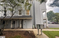 151-151 Prestwick Way, Edison, NJ 08820