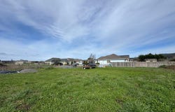 585 Berry Creek Avenue, Fortuna, CA 95540
