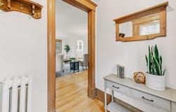 924 W Grand Ave, Port Washington, WI 53074