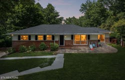 103 Morgan Rd, Oak Ridge, TN 37830