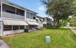 2551 W Golf Blvd, Pompano Beach, FL 33064