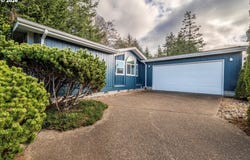 2501 CREEKSIDE Ln, NorthBend, OR 97459