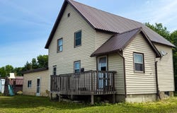910 Park Avenue, Gregory, SD 57533