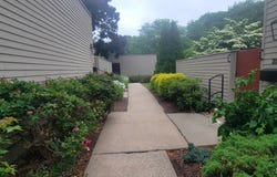 37 Charlton Hill Road, Hamden, CT 06518
