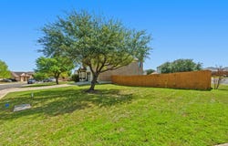 380 Apricot Dr, Kyle, TX 78640