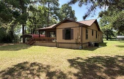 218 SE Dalby, DeKalb, TX 75503