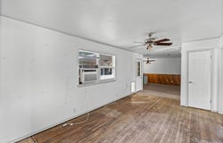 756 Thomas Avenue, Hurst, TX 76053