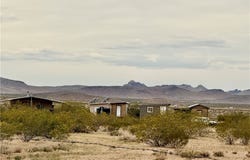 10757 N Sacramento Lane, Dolan Springs, AZ 86441