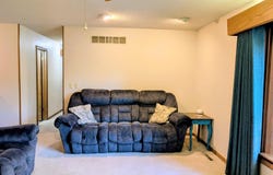 908 Countryside Dr, McPherson, KS 67460