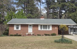 214 E Bladen Street, Bladenboro, NC 28320