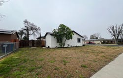 1901 Patterson Avenue, Corcoran, CA 93212