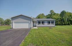 394 W 3rd Street, Braidwood, IL 60408