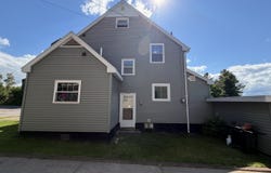 326 W Ridge Street, Ishpeming, MI 49849-1934