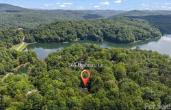 365 Utsonati Lane, Brevard, NC 28712