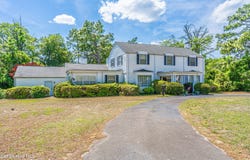 104 Dogwood Lane, Hamlet, NC 28345