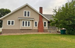 311 Jackson Street, Macon, MO 63552