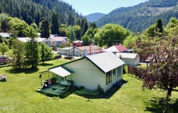 108 Markwell Ave, Silverton, ID 83867