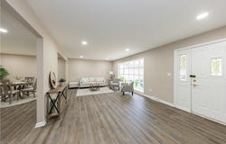 41 South Circle, Bedford, OH 44146