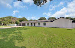 620 E 6Th Street, Springtown, TX 76082