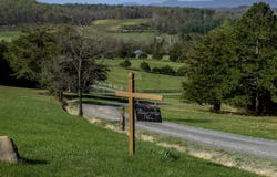377 Rattler Rd, Vesuvius, VA 24483