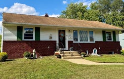 804 BURBANK Drive, SOMERDALE, NJ 08083