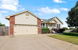 2604 Mainsgate Cir, Augusta, KS 67010