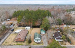 406 Howard Street, Columbia, NC 27925