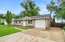 704 Halstead Avenue, Romeoville, IL 60446