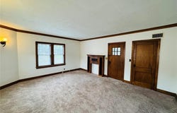 300 Grand Avenue, Hannibal, MO 63401