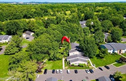 11 Boxwood Terrace, Red Bank, NJ 07701
