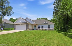 112 County Lane, Goodman, MO 64843