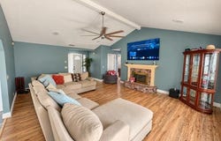 1621 N Maple Street E, Visalia, CA 93292
