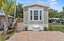 14035 W River Road, Inglis, FL 34449