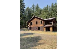 6125 Freeman Creek Rd, Lenore, ID 83541
