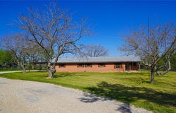 19761 N State Highway 34, Terrell, TX 75161