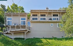 66 Bridge Rd, Novato, CA 94945