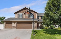 1505 N Lyndon St, Jerome, ID 83338