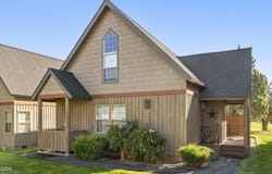 1490 Red Wing Loop, Redmond, OR 97756