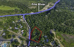 Cr 348 lot: B, ConCan, TX 78838