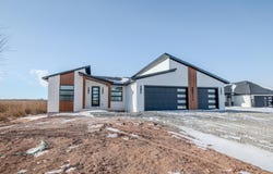 308 KERRIGAN Drive, WRIGHTSTOWN, WI 54180