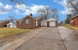 627 Poland Avenue, Struthers, OH 44471