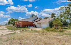 9504 W 82nd Ave, Nickerson, KS 67502